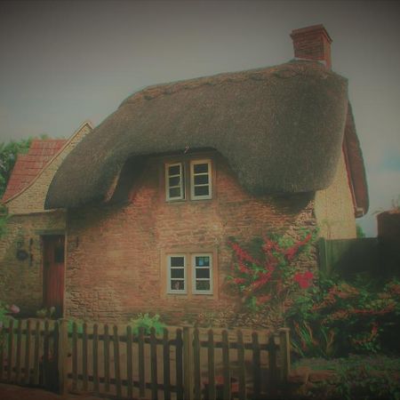 Thatch Cottageレイコック エクステリア 写真