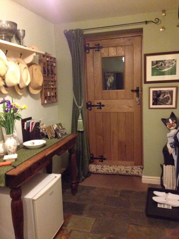Thatch Cottageレイコック 部屋 写真