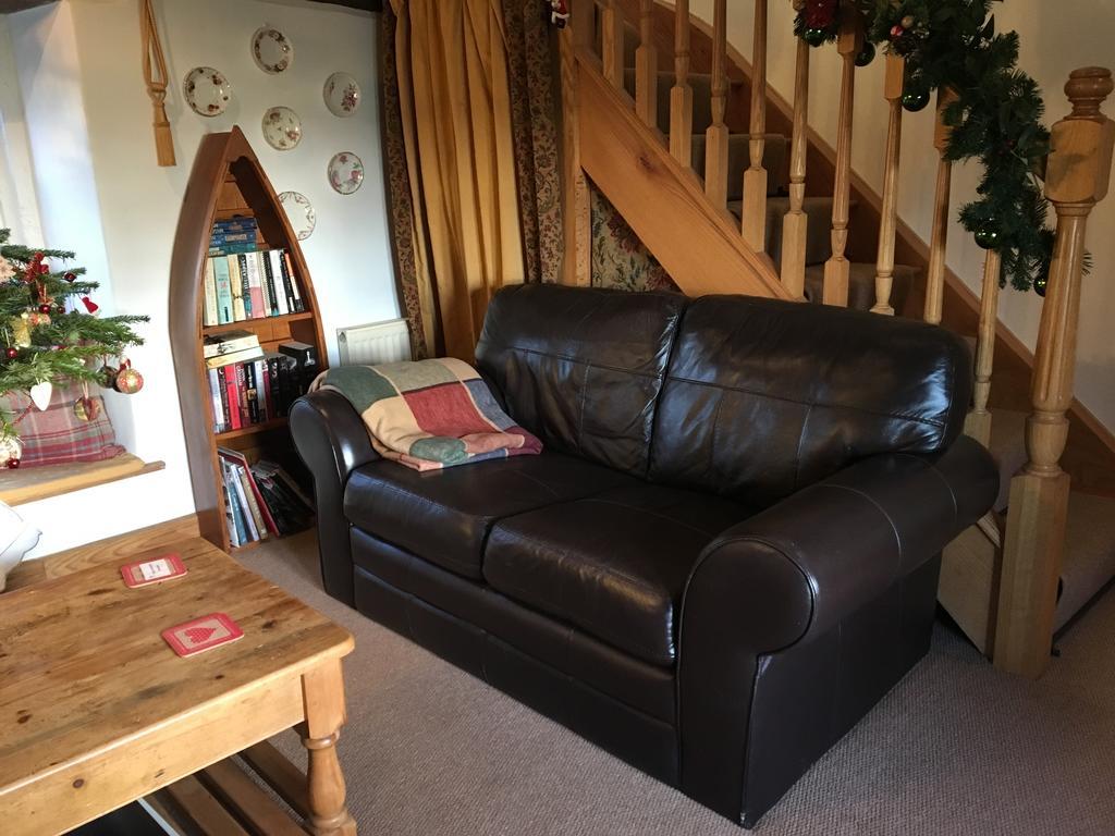 Thatch Cottageレイコック エクステリア 写真