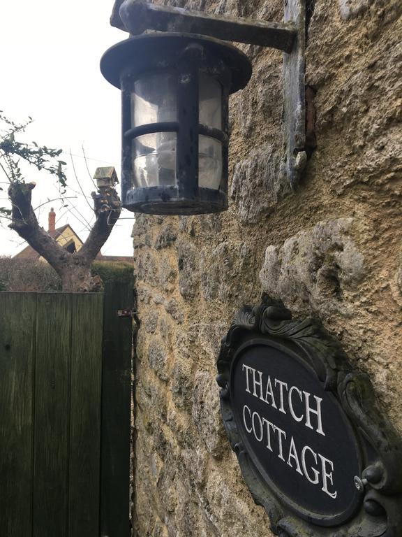 Thatch Cottageレイコック エクステリア 写真